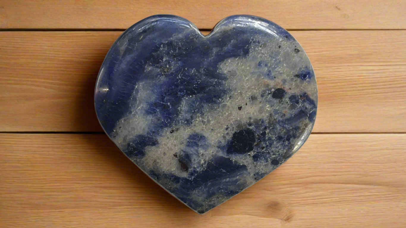 Sodalite Heart 65g