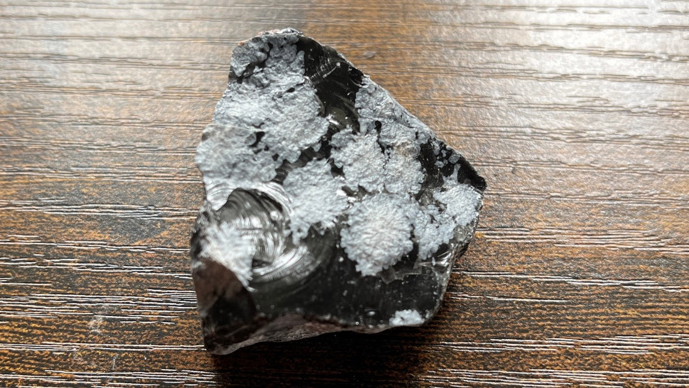 Snowflake Obsidian Raw Large (sorl2)