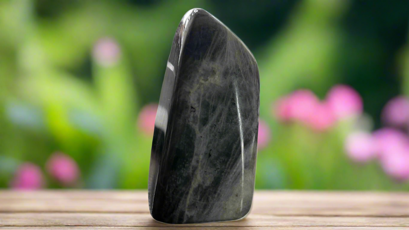 Labradorite FreeForm 527g