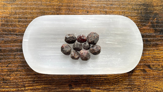 Garnet Semi Polished Stone