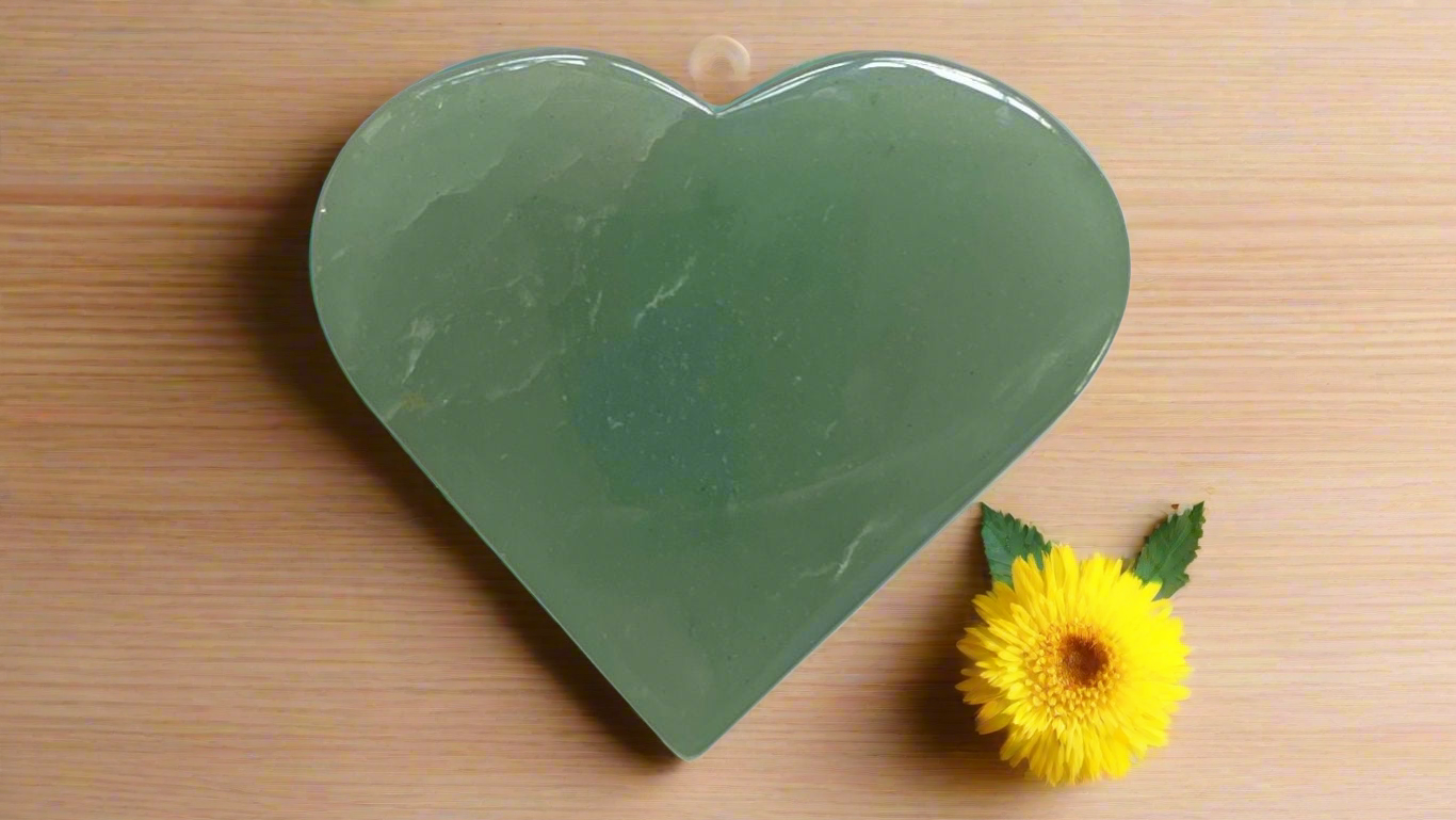 Green Aventurine Heart 40g