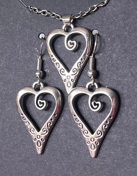 Heart Shaped Pendant Necklace & Earrings