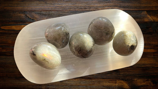 Labradorite Tumble Stone (Large)